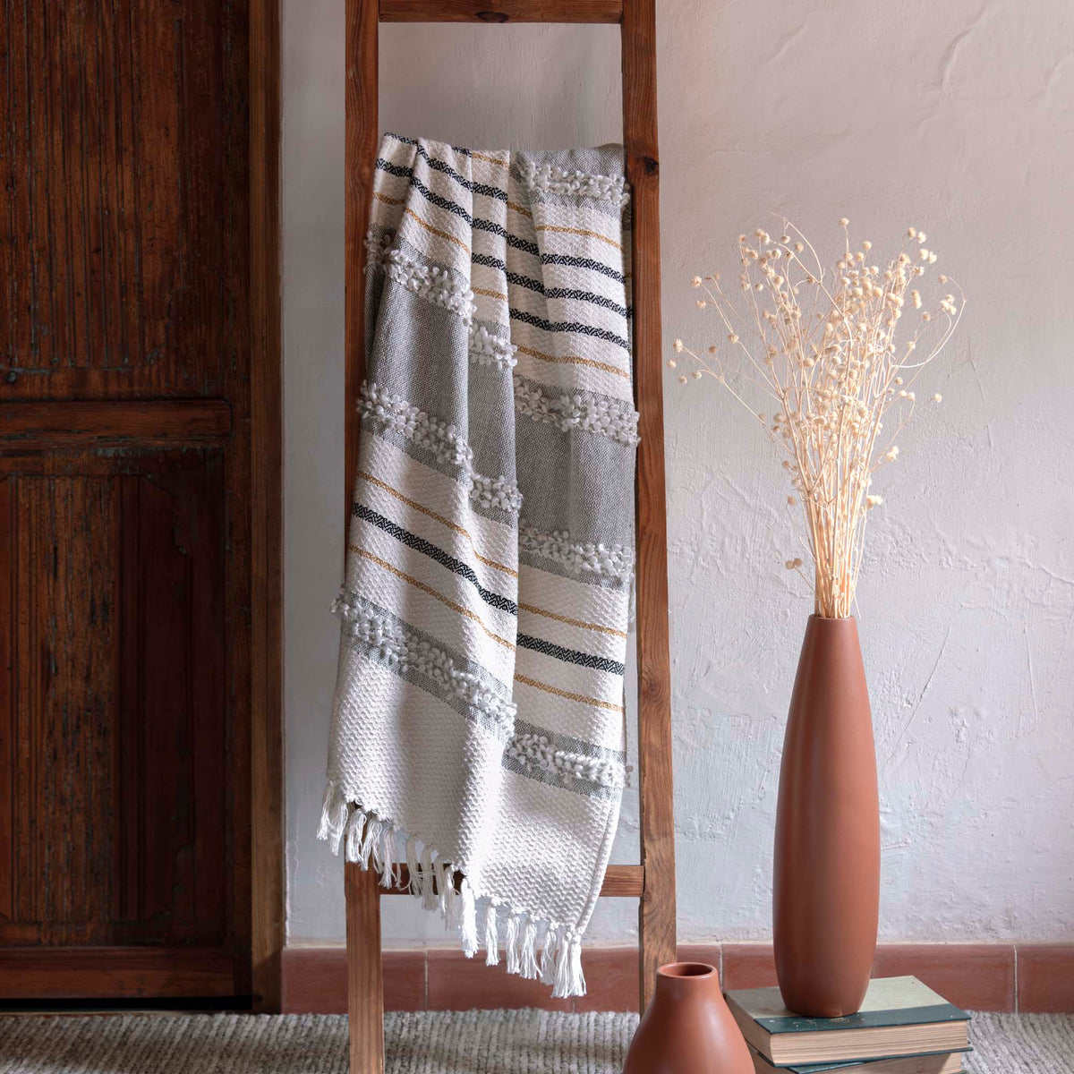 Textiles Mumbai Beige MANTA
