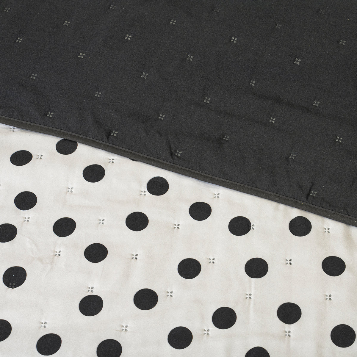 Cubrelecho Novo Polka